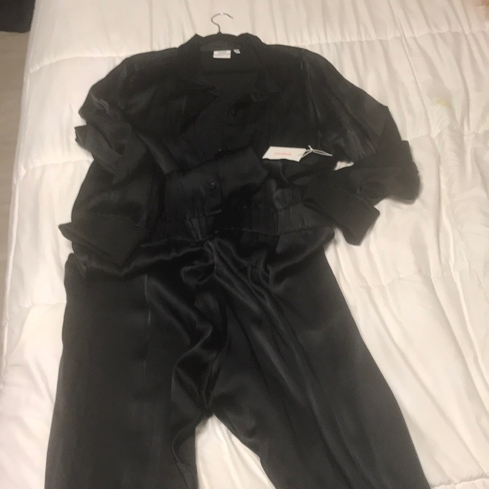 Good American black silk romper